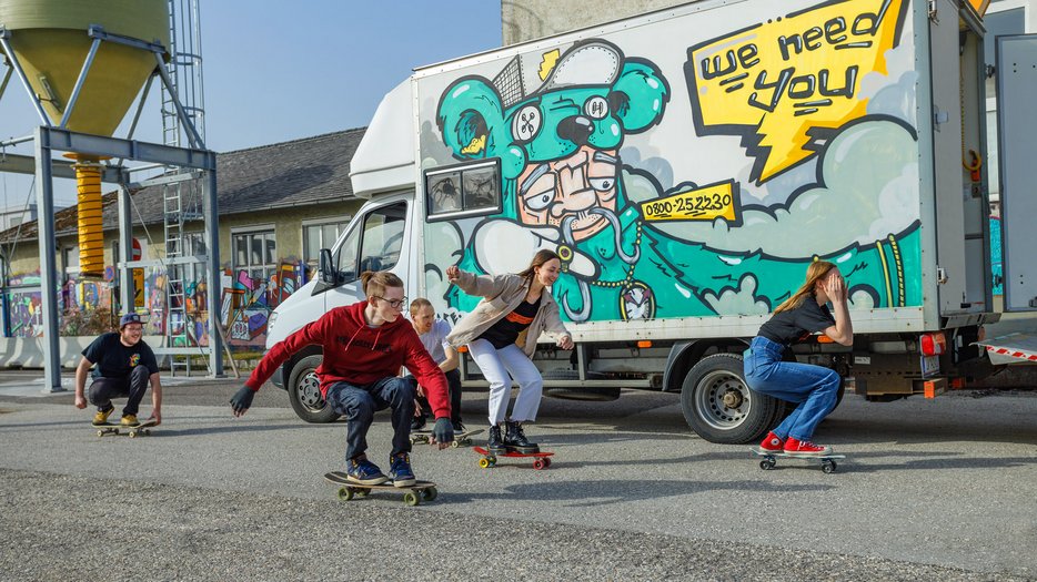 Graffiti Fahrzeug Werbung Marketing Unternehmen